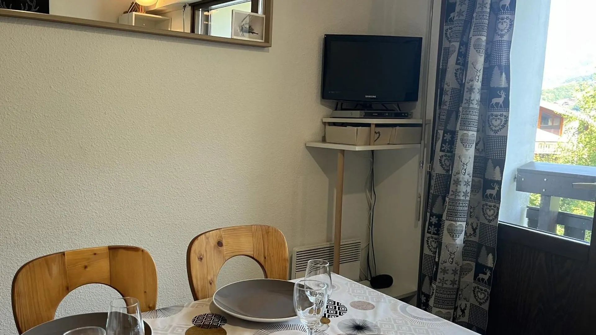 Chaleureux Studio Centre Samoens, Balcon, Proche Commodites Et Skibus - Fr-1-624-83 Самоен